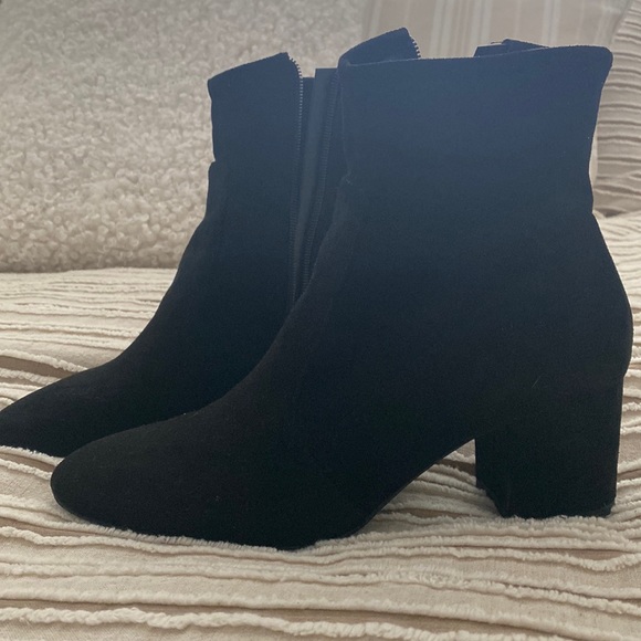 Suede Aldo Black Booties - Picture 2 of 4